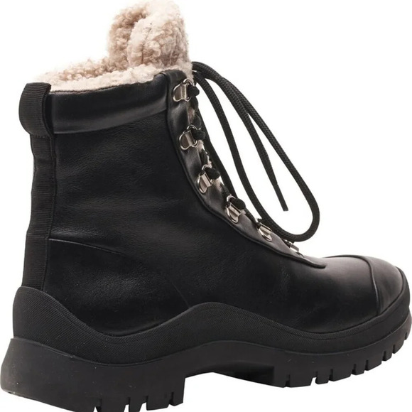 NWOT Andre Assous Leandra Water Resistant Leather Boots. Sz: 7 - Picture 2 of 12